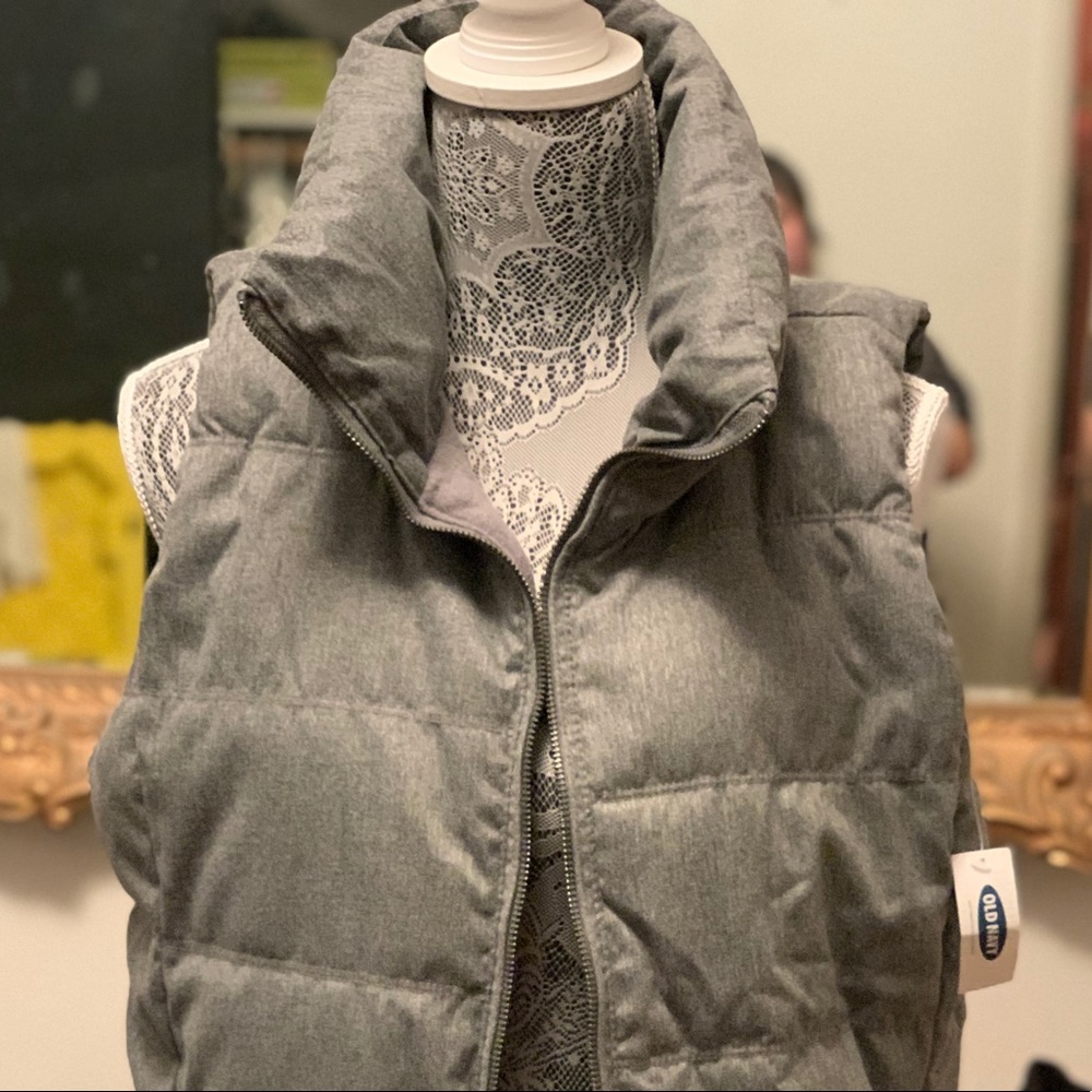 Brand new Old Navy Gray vest size Large